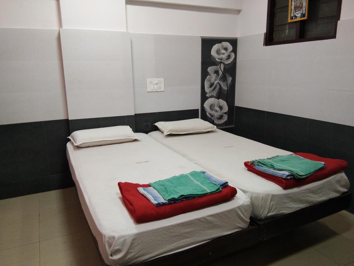 Hotel Sanman Lodge Shimoga Eksteriør bilde