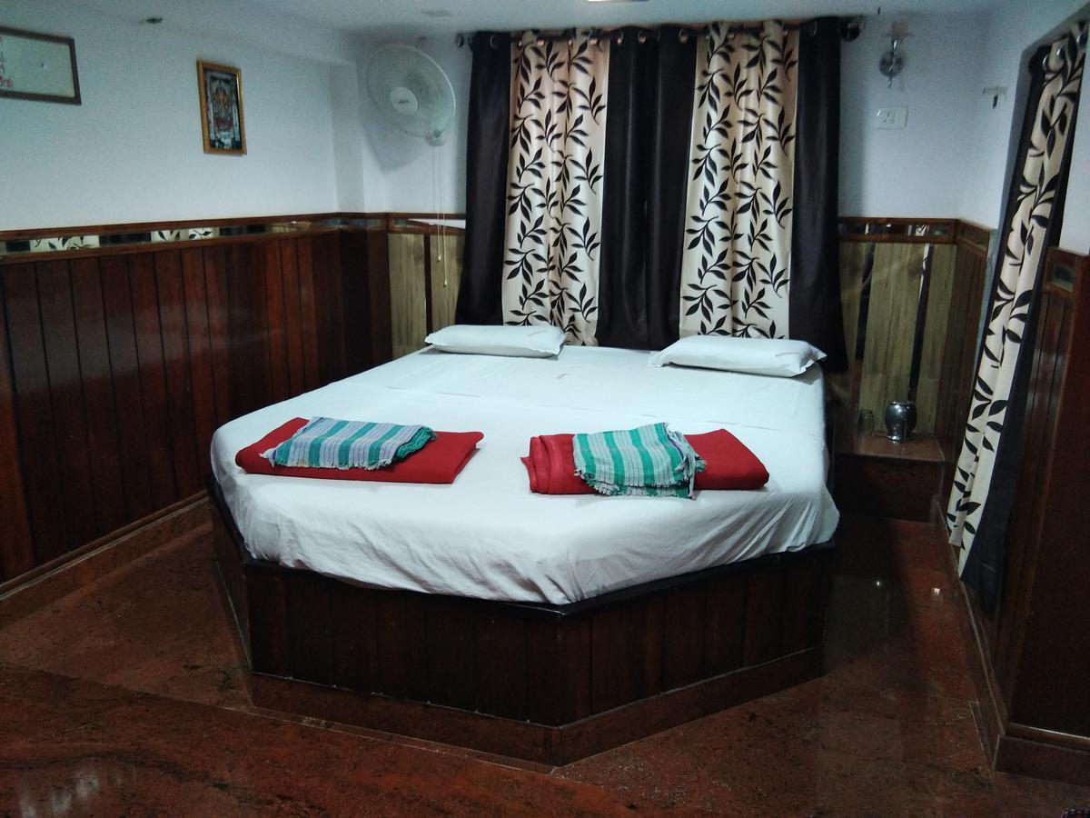 Hotel Sanman Lodge Shimoga Eksteriør bilde